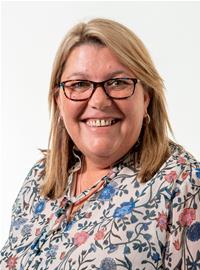 Profile image for Councillor Claire Arnold